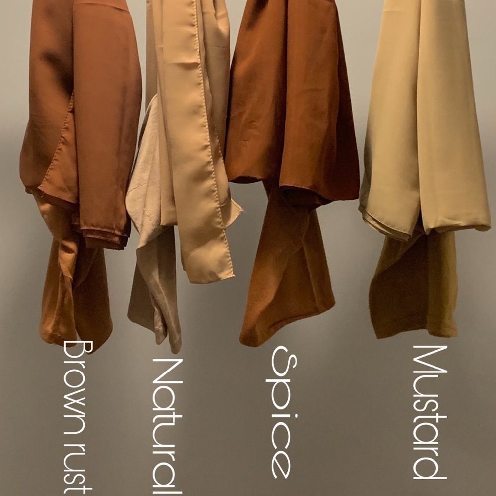 Raha hijab is here in Canada some colours are available